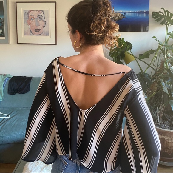 Flowy crop top - Picture 3 of 4